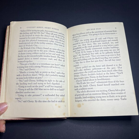 VTG 1944 Cherry Ames Army Nurse Grosset & Dunlap Hardcover Book by Helen Wells - Picture 10 of 12